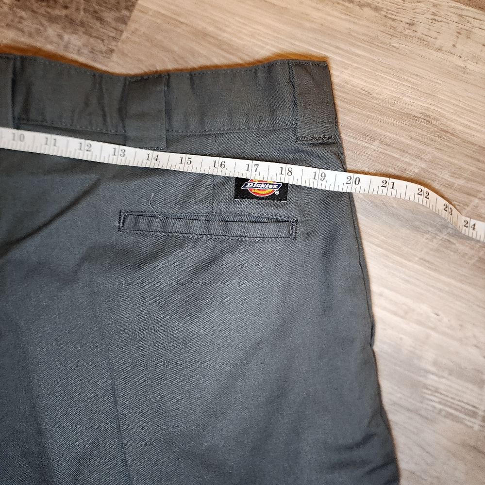 Dickies grey cargo shorts